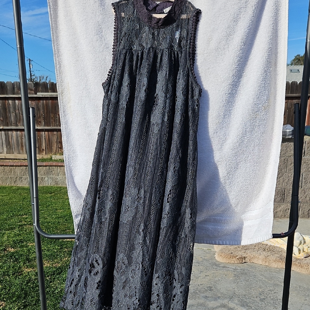 Maurices Junior Girl Lace Dress in Dark Gray      Size M